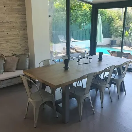 Villa Bel Air - 240m2 - Freshly Completely Renovated - - Pool - No Party Allowed - No Bachelor-ette