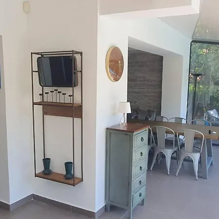 Villa Bel Air - 240m2 - Freshly Completely Renovated - - Pool - No Party Allowed - No Bachelor-ette
