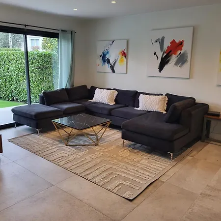 Bel Air - 240m2 - Freshly Completely Renovated - - Pool - No Party Allowed - No Bachelor-ette Villa