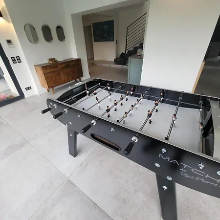 빌라 Bel Air - 240m2 - Freshly Completely Renovated - - Pool - No Party Allowed - No Bachelor-ette 칸느