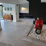Bel Air - 240m2 - Freshly Completely Renovated - - Pool - No Party Allowed - No Bachelor-ette